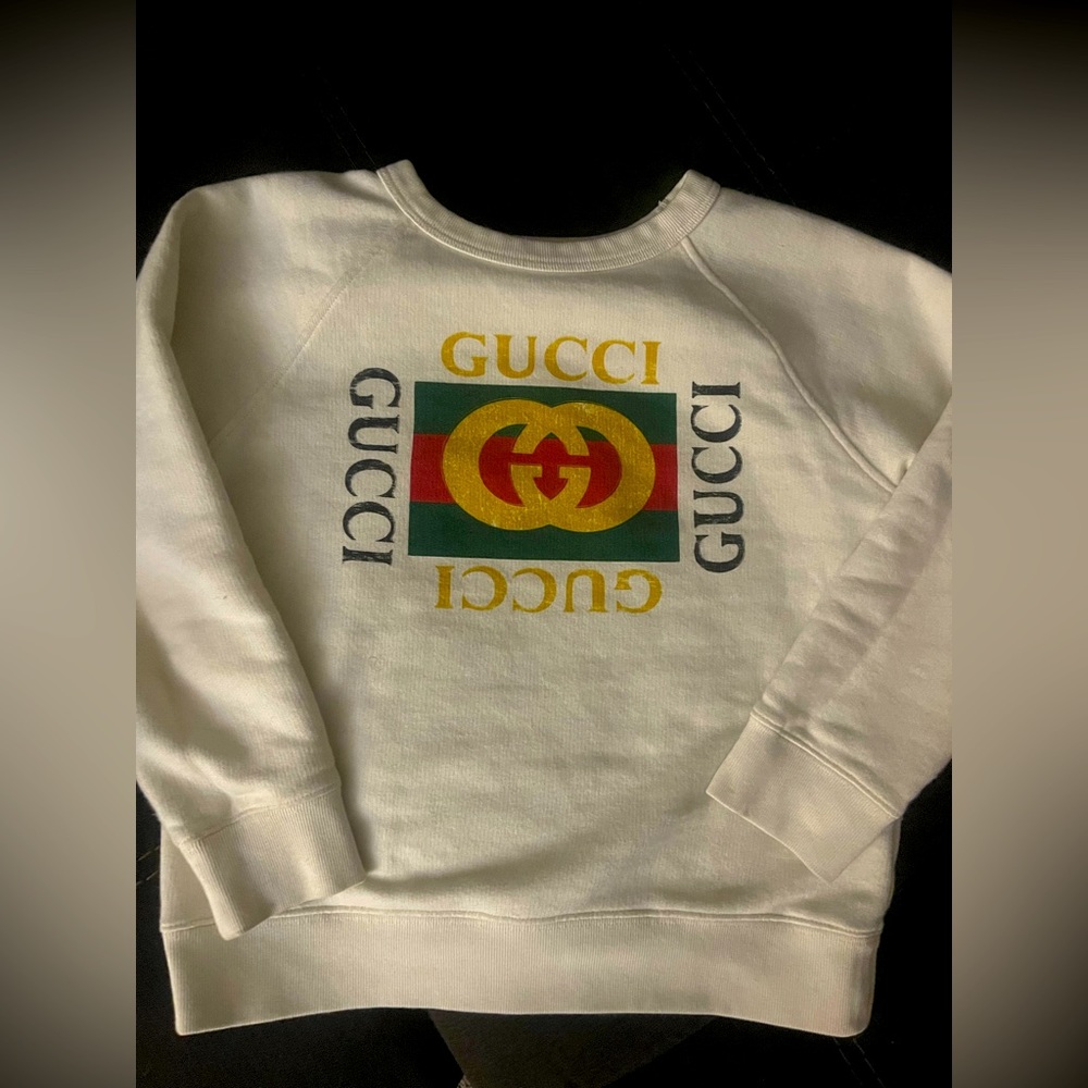 Authentic Gucci Sweatshirt Cream and Clean